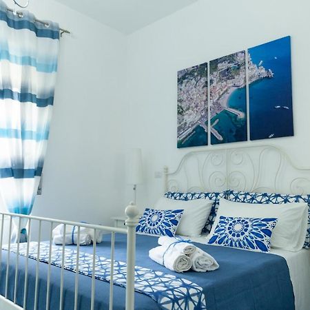 Velia34 Bed and Breakfast Salerno Buitenkant foto