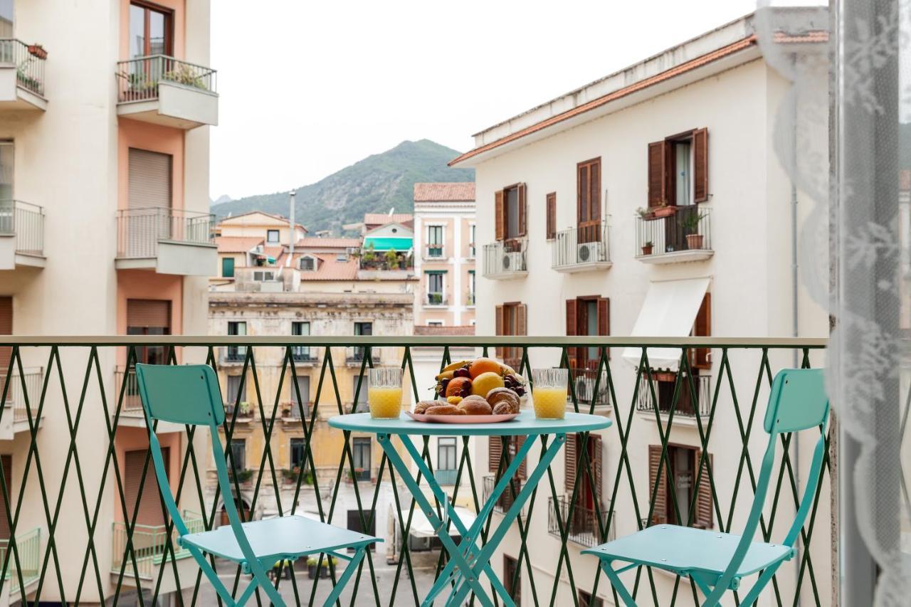 Velia34 Bed and Breakfast Salerno Buitenkant foto