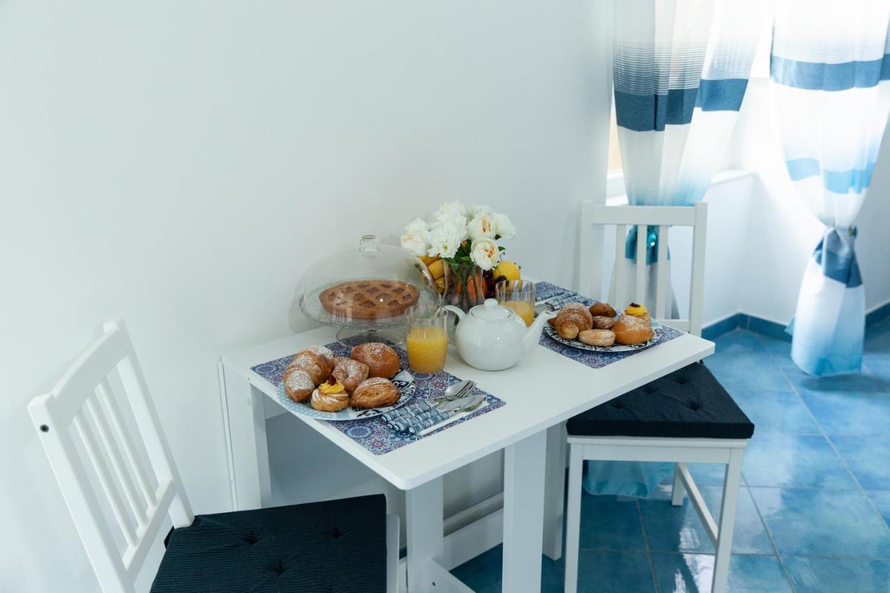 Velia34 Bed and Breakfast Salerno Buitenkant foto