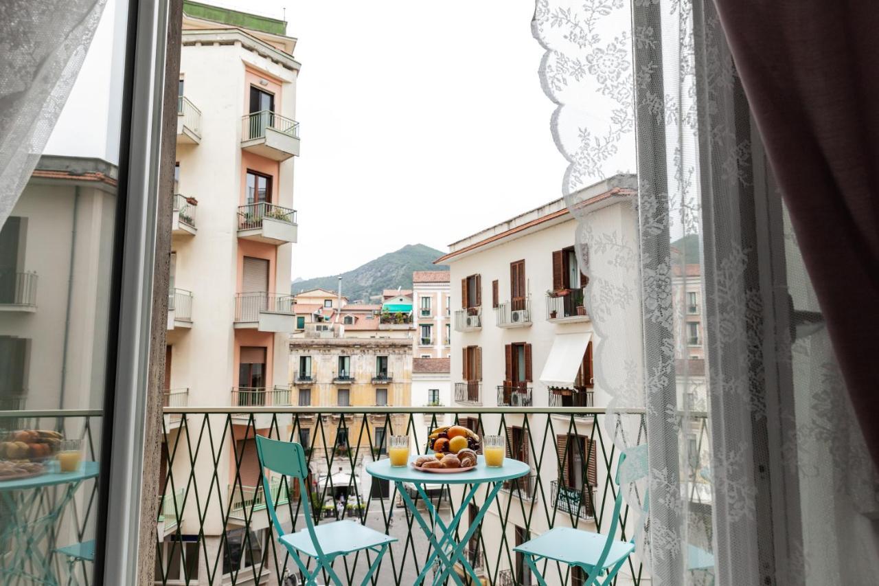 Velia34 Bed and Breakfast Salerno Buitenkant foto