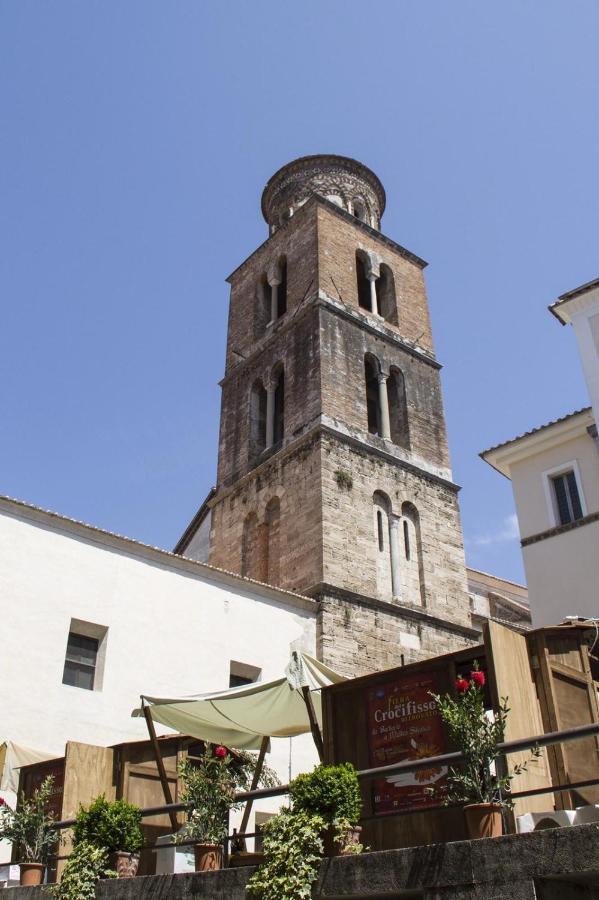 Velia34 Bed and Breakfast Salerno Buitenkant foto