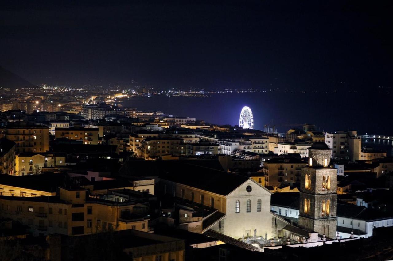 Velia34 Bed and Breakfast Salerno Buitenkant foto