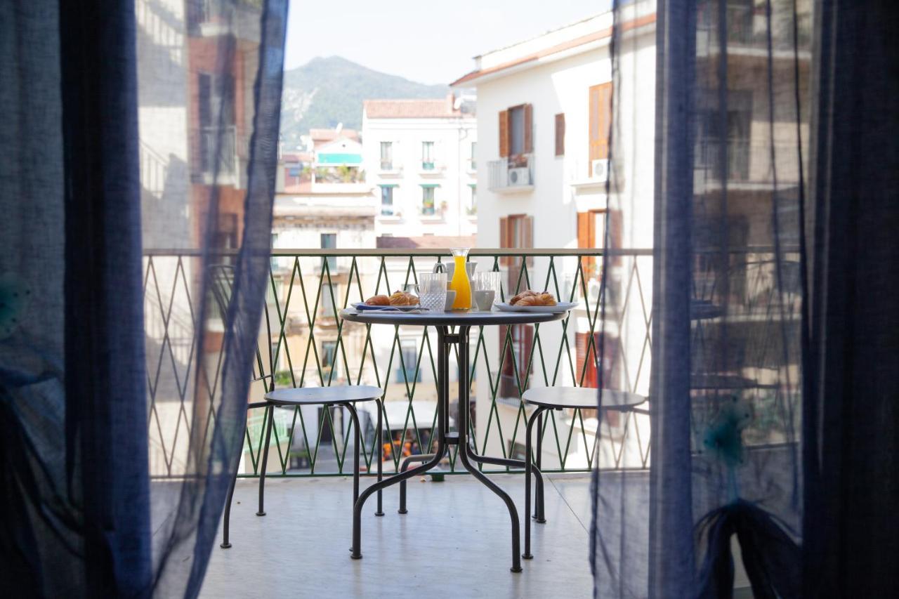 Velia34 Bed and Breakfast Salerno Buitenkant foto